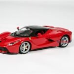 Bburago Ferrari Race and Play LaFerrari 1/24 Scale Diecast Model Vehicle Red